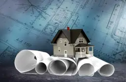 Kto wykonuje charakterystykę energetyczną budynku i jakie ma uprawnienia?