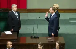 Gdzie prezydent złamał konstytucję? Kontrowersje i konsekwencje