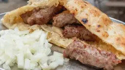 Idealne przepisy na cevapcici z grilla - uniknij najczęstszych błędów