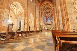 Ile jest kościołów w Poznaniu? Zaskakująca liczba, którą musisz znać