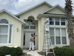 Czym czyścić parapety zewnętrzne, by przywrócić im blask i trwałość?