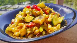 Penne z boczkiem – prosty przepis na pyszny obiad w 30 minut