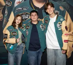 Aktorzy w filmie za duży na bajki – kto zagrał w tej produkcji?