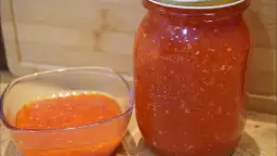 Prosty przepis na sos słodko-kwaśny w 5 minut – szybko i bez problemów