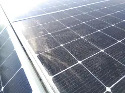 Fotowoltaika hybrydowa – oszczędzaj na energii i unikaj przerw w dostawie