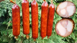 Jak zrobić kiełbasę drobiową z kurczaka - prosty przepis krok po kroku