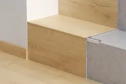 Gdzie kupić panele na schody? Sprawdź najlepsze oferty i porady