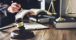 Czym zajmuje się prawnik? Różnice, rola, kiedy potrzebujesz pomocy