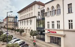 Czy biuro podróży Itaka bankrutuje? Sprawdź aktualny status i obawy.