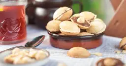 Jak przygotować idealne ciasteczka domowe w foremkach orzeszków?