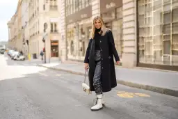 Co ubrać do czarnego płaszcza, aby wyglądać stylowo na każdą okazję