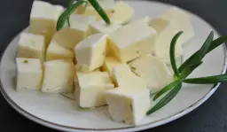 Oscypek czy zdrowy? Poznaj korzyści i zagrożenia dla zdrowia