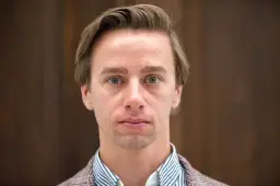 Krzysztof Bosak – do jakiej partii należy i co ją wyróżnia?