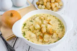 Jak uratować przypaloną zupę: skuteczne sposoby na naprawę smaku