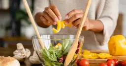 Żelazo w warzywach: Top 7 roślinnych źródeł minerału