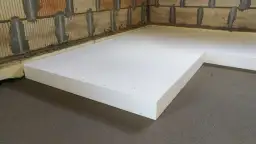 Jaki styropian na podłogę pod wylewkę, aby uniknąć błędów w izolacji?