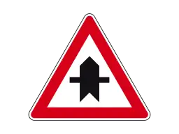 Koniec drogi z pierwszeństwem - co oznacza i jak się zachować?