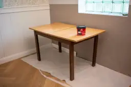 Odnowienie stołu z płyty: Praktyczny przewodnik DIY krok po kroku