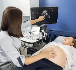 Czy przed badaniami prenatalnymi można jeść? Unikaj tych błędów