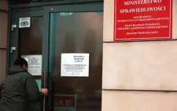 Oświadczenie o niekaralności: gdzie uzyskać i uniknąć problemów?