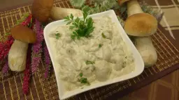 Jak zrobić sos z maślaków, który zachwyci Twoich gości