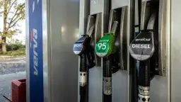 Czy można tankować na włączonym silniku? Poznaj ryzyka i przepisy