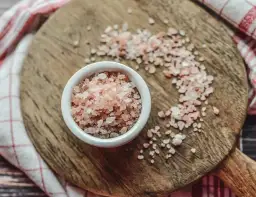 Sól himalajska do kiszenia ogórków? Tak, ale z tym warunkiem!