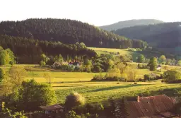 Rzeczka atrakcje: odkryj zimowe przyjemności i tajemnice historii