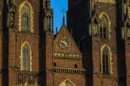 Ile kościołów jest we Wrocławiu? Zaskakujące liczby i fakty