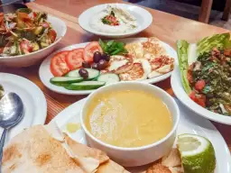 Co kupić w Libanie? Przewodnik po pamiątkach i przysmakach