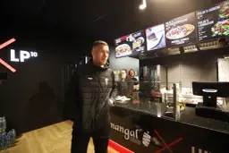 Gdzie kupić kebab Podolskiego? Odkryj najlepsze lokalizacje w Polsce