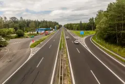 Ile na autostradzie w Czechach? Sprawdź limity prędkości i kary