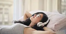 Muzyka - najlepsza terapia na stres i zły nastrój