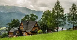 Białka Tatrzańska: Atrakcje na każdą porę roku | Kompleksowy przewodnik