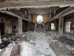 Dlaczego upadł hotel Murat w Redzie? Kluczowe przyczyny i skutki