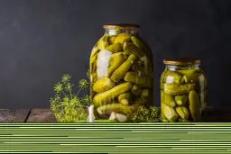 Jak kisić ogórki małosolne w 3 dni – prosty przepis na smakowite pikle