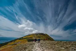 Babia Góra: Który szlak wybrać? Porównanie tras i zimowe porady