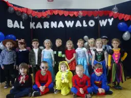 Karnawał wiersz dla dzieci: radosne rymowanki na karnawał