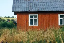 Budynki zwolnione z podatku od nieruchomości: Sprawdź, czy oszczędzasz!