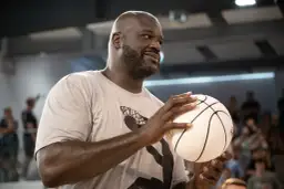 Shaquille O'Neal rozmiar buta: 56 EU! Poznaj szokujące fakty