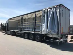 Ile LDM ma naczepa? Odkryj 13,6 LDM i tajniki transportu