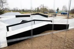 Skatepark Gdynia - najlepsze miejsce na jazdę na deskorolce i więcej