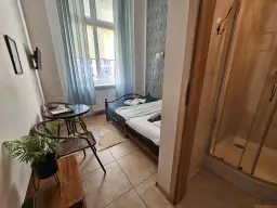 Ile kosztuje nocleg w Warszawie? Ceny, które mogą Cię zaskoczyć