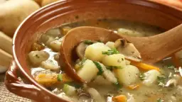 Pyszne zupy na bulionie drobiowym, które zachwycą Twoje podniebienie