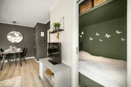 Meble na wymiar czy gotowe – co sprawdzi się lepiej w praktyce?