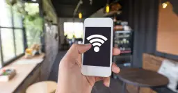 Jak korzystać z internetu w smartfonie - praktyczny poradnik użytkowania