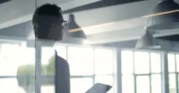 Powoli 2023 - O tęsknocie i samotności