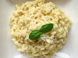 Kremowe risotto z mięsem! Trik szefa kuchni na idealną konsystencję