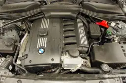 BMW E60 jaki silnik najmniej awaryjny? Oto najlepsze opcje dla Ciebie