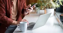 Jak pobrać aplikację Delikatesy Centrum – prosty poradnik dla każdego urządzenia